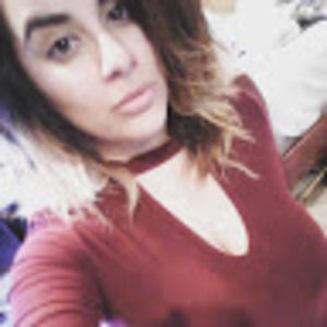 Meet your Posher, Beatriz